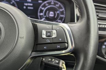 VOLKSWAGEN GOLF 2.0 TDI GTD Hatchback 5dr Diesel DSG Euro 6 (s/s) (184 ps)