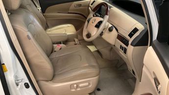 TOYOTA ESTIMA 2.4 HYBRID