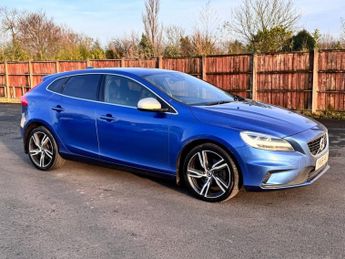 Volvo V40 2.0 T2 GPF R-DESIGN PRO 122 BHP