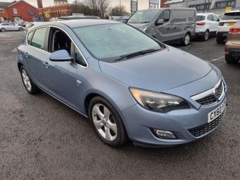 Vauxhall Astra 2.0 CDTi SRi Hatchback 5dr Diesel Auto Euro 5 (160 ps)