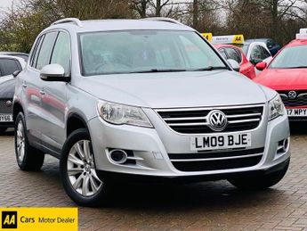 Volkswagen Tiguan 2.0 TDI SE SUV 5dr Diesel Auto 4WD Euro 4 (140 ps)