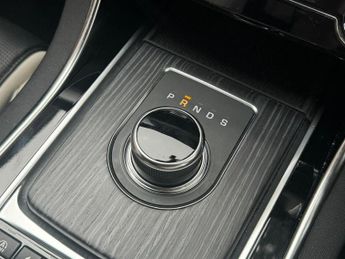 JAGUAR XF 3.0 D V6 S 4d 296 BHP