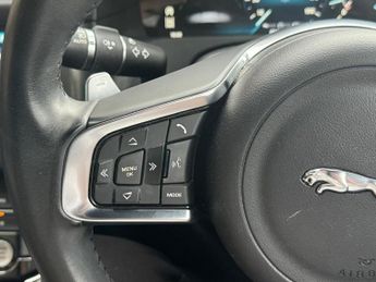 JAGUAR XF 3.0 D V6 S 4d 296 BHP