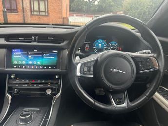 JAGUAR XF 3.0 D V6 S 4d 296 BHP