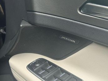 JAGUAR XF 3.0 D V6 S 4d 296 BHP