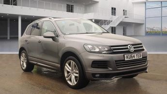 Volkswagen Touareg 3.0 TDI V6 BlueMotion Tech R-Line SUV 5dr Diesel Tiptronic 4WD E