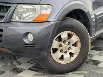 MITSUBISHI SHOGUN 3.2 DI-D Field SUV 5dr Diesel Manual (251 g/km, 158 bhp)