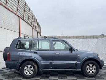 MITSUBISHI SHOGUN 3.2 DI-D Field SUV 5dr Diesel Manual (251 g/km, 158 bhp)
