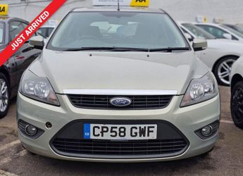 Ford Focus AUTOMATIC 1.6 Zetec Hatchback 5dr Petrol Automatic (184 g/km, 99