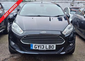 Ford Fiesta AUTOMATIC 1.6 Titanium Hatchback 5dr Petrol Powershift Euro 5 (1