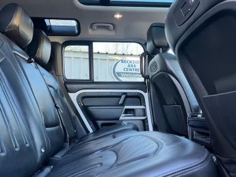 LAND ROVER DEFENDER 2.0 SD4 HSE SUV 5dr Diesel Auto 4WD Euro 6 (s/s) (240 ps)