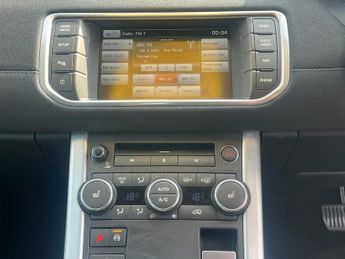 LAND ROVER RANGE ROVER EVOQUE 2.2 SD4 Pure Tech SUV 5dr Diesel Auto 4WD Euro 5 (s/s) (190 ps)