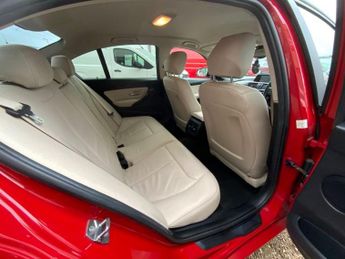 BMW 3 SERIES 2.0 320i SE Saloon 4dr Petrol Auto Euro 6 (s/s) (184 ps)