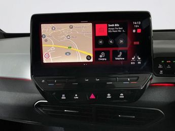 VOLKSWAGEN ID.3 Pro Performance 58kWh Family Hatchback 5dr Electric Auto (204 ps