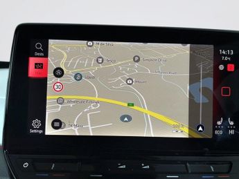 VOLKSWAGEN ID.3 Pro Performance 58kWh Family Hatchback 5dr Electric Auto (204 ps