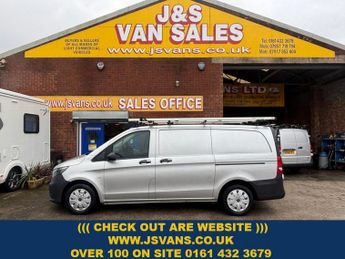 Mercedes Vito  111 CDI Panel Van 6dr Diesel Manual LWB A/C & NAV L2 Euro 6 (11