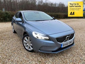 Used VOLVO V40 1.5 T2 GPF Inscription Hatchback 5dr Petrol Auto Euro 6 (s/s) (1