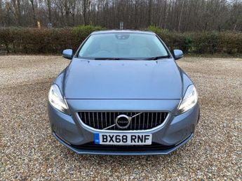 VOLVO V40 1.5 T2 GPF Inscription Hatchback 5dr Petrol Auto Euro 6 (s/s) (1