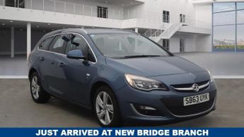 Vauxhall Astra 2.0 CDTi SRi Sports Tourer 5dr Diesel Auto Euro 5 (165 ps)