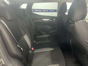 NISSAN QASHQAI 1.5 dCi N-Connecta SUV 5dr Diesel Manual Euro 6 (s/s) (115 ps) -