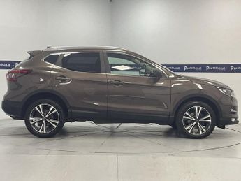 NISSAN QASHQAI 1.5 dCi N-Connecta SUV 5dr Diesel Manual Euro 6 (s/s) (115 ps) -