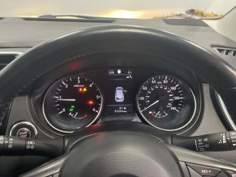 NISSAN QASHQAI 1.5 dCi N-Connecta SUV 5dr Diesel Manual Euro 6 (s/s) (115 ps) -