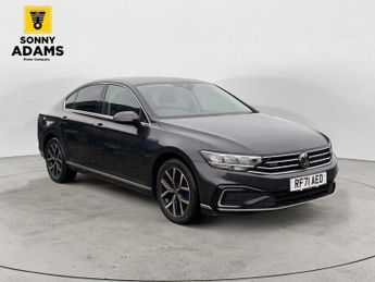 Volkswagen Passat 1.4 TSI 13kWh GTE Saloon 4dr Petrol Plug-in Hybrid DSG Euro 6 (s