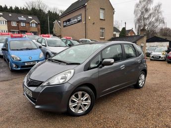 Honda Jazz 1.4 i-VTEC ES Hatchback 5dr Petrol CVT Euro 5 (99 ps)