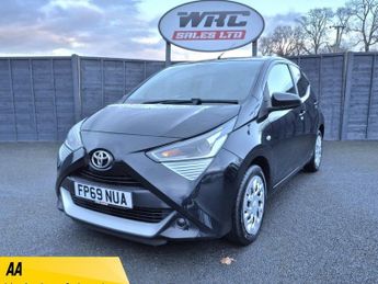 Toyota AYGO 1.0 VVT-i x-play Hatchback 5dr Petrol Manual Euro 6 (71 ps)