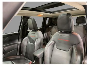 JEEP RENEGADE 1.3 GSE T4 11.4kWh Trailhawk SUV 5dr Petrol Plug-in Hybrid Auto 