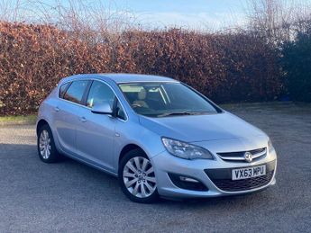 Vauxhall Astra 1.7 CDTi ecoFLEX Tech Line Hatchback 5dr Diesel Manual Euro 5 (s