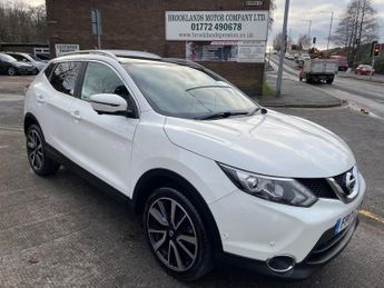 Nissan Qashqai 1.5 DCi TEKNA SUV 5DR DIESEL MANUAL EURO 6