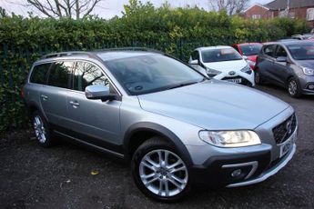 Volvo XC70 2.4 D5 SE Lux Estate 5dr Diesel Geartronic AWD Euro 5 (215 ps)