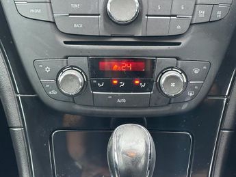 VAUXHALL INSIGNIA 2.0 SRI CDTI 5d 157 BHP