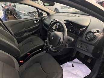 RENAULT CLIO 1.5 dCi Iconic Hatchback 5dr Diesel EDC Euro 6 (s/s) (90 ps)