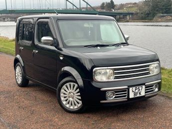 Nissan Cube 1.5 AUTECH AXIS AUTO 