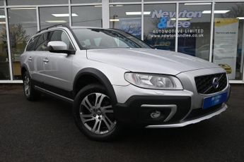 Volvo XC70 2.4 D5 SE Nav Estate 5dr Diesel Geartronic AWD Euro 5 (215 ps)