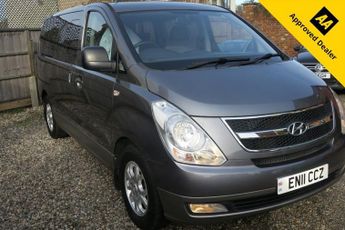 Hyundai I800 2.5 CRDi Style MPV 5dr Diesel 8 SEATS