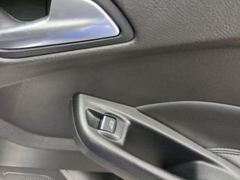 FORD FOCUS 1.5 TDCi Titanium X Hatchback 5dr Diesel Manual Euro 6 (s/s) (12