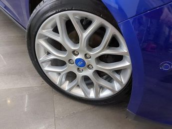 FORD FOCUS 1.5 TDCi Titanium X Hatchback 5dr Diesel Manual Euro 6 (s/s) (12