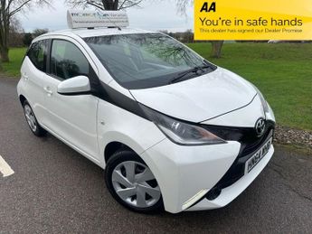 Toyota AYGO 1.0 VVT-i x-play Hatchback 5dr Petrol Manual Euro 5 Euro 5 (68 p