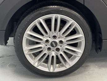 MINI HATCH 1.5 Cooper Hatchback 5dr Petrol Auto Euro 6 (s/s) (136 ps) - AA 