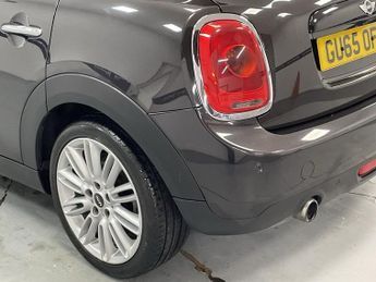 MINI HATCH 1.5 Cooper Hatchback 5dr Petrol Auto Euro 6 (s/s) (136 ps) - AA 