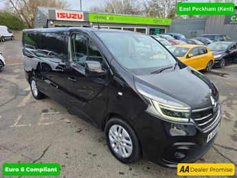 Renault Trafic 2.0 DCI ENERGY 30 SPORT NAV IN BLACK WITH 34,500 MILES AND A FUL