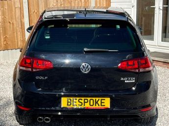 VOLKSWAGEN GOLF 2.0 TDI BlueMotion Tech R-Line Edition Hatchback 5dr Diesel DSG 