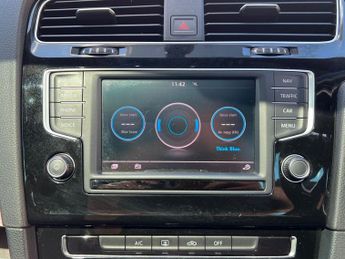 VOLKSWAGEN GOLF 2.0 TDI BlueMotion Tech R-Line Edition Hatchback 5dr Diesel DSG 