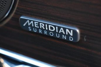 JAGUAR XJ 3.0d V6 Portfolio Saloon 4dr Diesel Auto Euro 6 (s/s) (LWB) (300