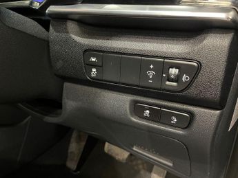 KIA NIRO 39kWh 2 SUV 5dr Electric Auto (134 bhp)
