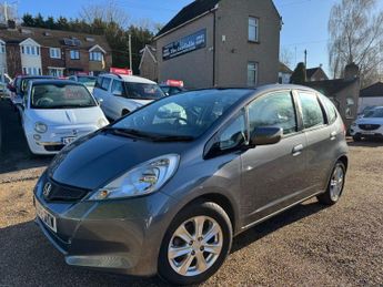 Honda Jazz 1.4 i-VTEC ES Hatchback 5dr Petrol CVT Euro 5 (99 ps)