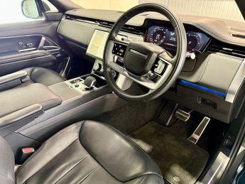 LAND ROVER RANGE ROVER 3.0 D300 MHEV Autobiography SUV 5dr Diesel Auto 4WD Euro 6 (s/s)